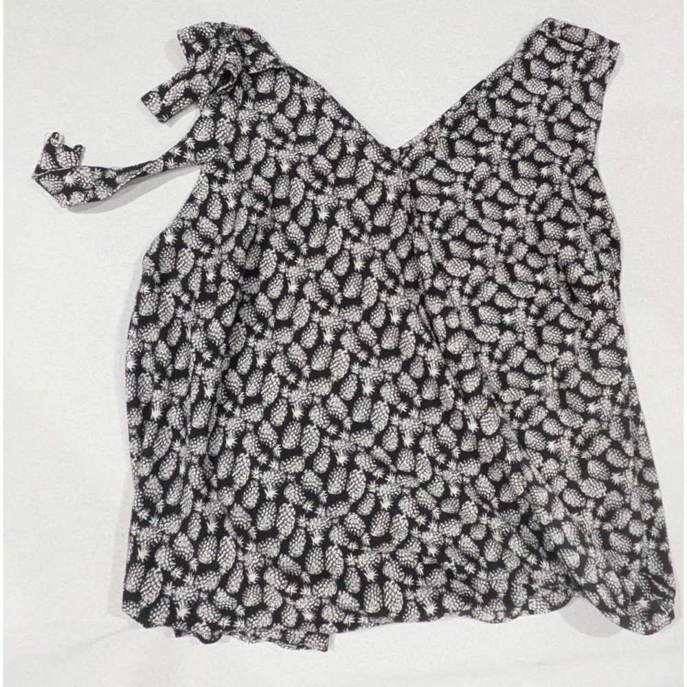 A. Byer Blouse Women 2X Black White Excellent Pineapple Tie Shoulder V-Neck